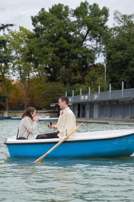 Madrid: Professional photoshoot in the Retiro park - FAQs