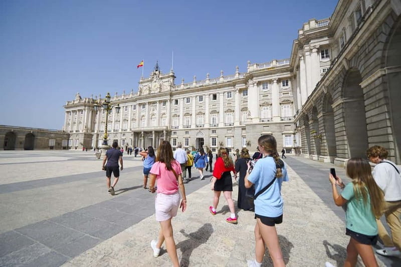Madrid: Royal Palace Expert Guided Tour with Skip-the-Line - Price and Logistics: Is It Worth It?