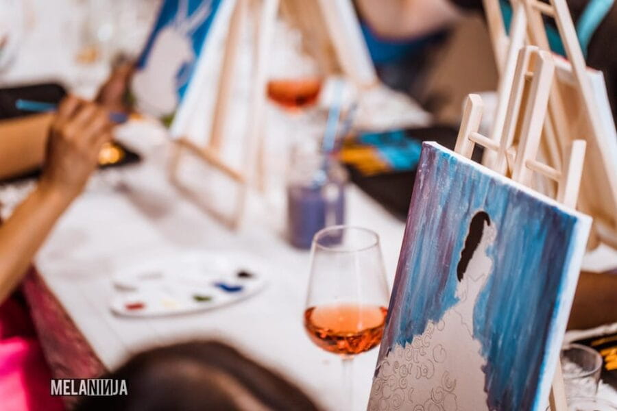 Madrid: Sip&Paint Workshop - Entering Madrid’s Artistic Heart: The Venue