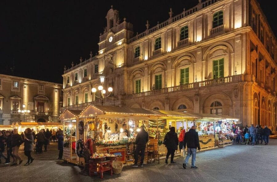 Magical Christmas in Catania: Private Tour among Lights, Nativity Scenes and Sicilian Flavors - Practical Details and Tips for Travelers