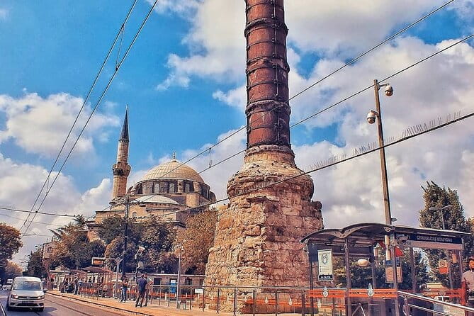 Majestic Istanbul: Walking Tour & Sunset Cruise on the Bosphorus - Navigating the Markets and Cultural Highlights