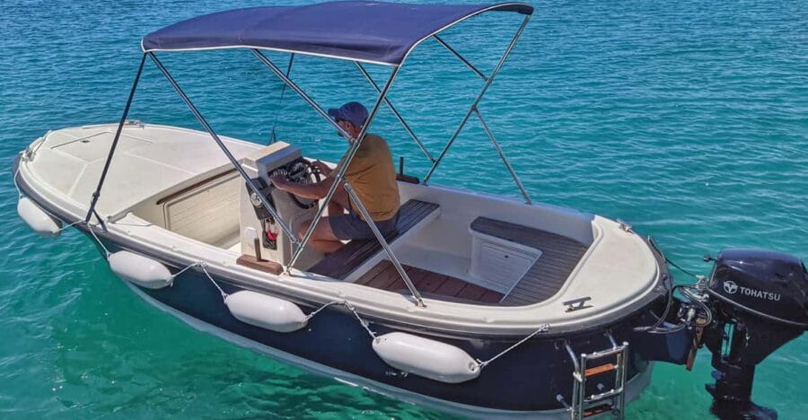 Makarska: Discover coastal area with Betina 500 - What to Expect During Your Coastal Cruise