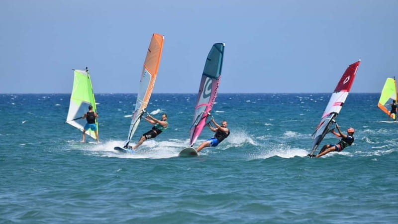 Malaga: Windsurfing lessons in Playa del Palo - Who Will Love This?