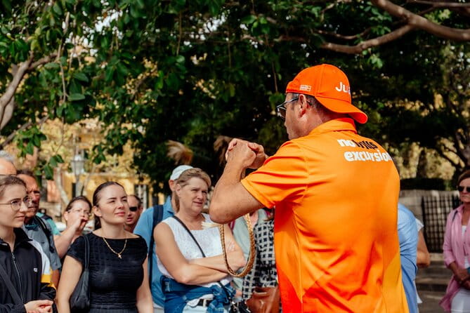 Mallorca Old Town Walking Tour with Cathedral Skip The Line Tour - The Palace and Main Squares: Palma’s Political and Cultural Heart