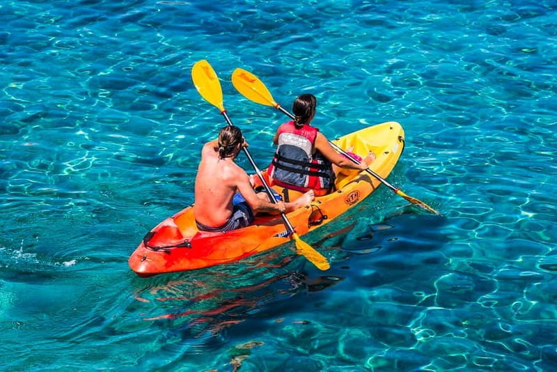 Mallorca: Sea Cave Kayaking Tour with Snorkeling and a Snack - An Itinerary That Balances Adventure and Relaxation