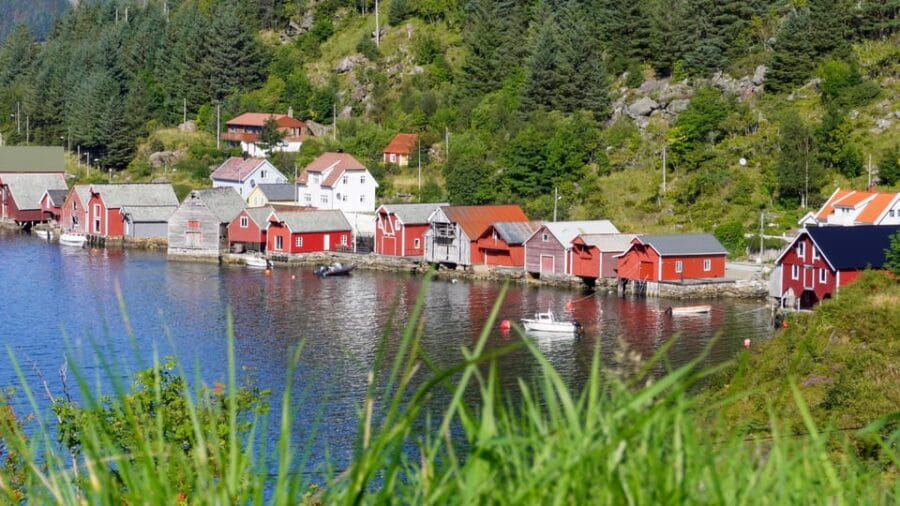 Måløy: Kannesteinen and Colorful Village Tour - The Value of a Short Coastal Tour
