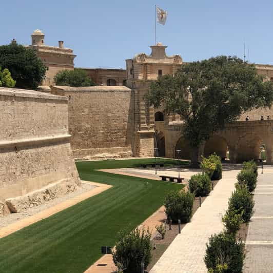 Malta: Mdina and Rabat Walking Tour with Catacombs - The Highlights of Mdina: Palazzos, Cathedral, and Panoramas