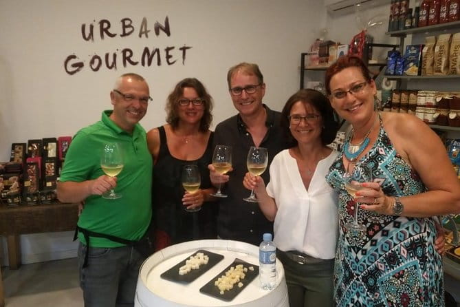 Marbella old town tour with Tapas and Wines - Practical Details and Tips