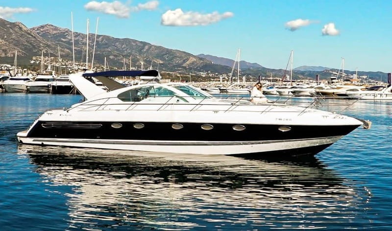 Marbella: shared cruise 2-4 hours on luxury yacht Targa 37 or Targa 48 - Price and Logistics: Good Value for a High-End Experience