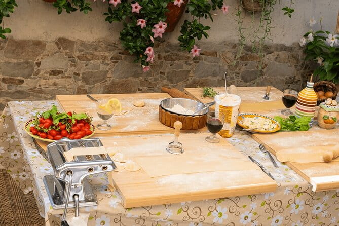 Marì Cooking Class in a Family Farm with Amalfi Coast view - What You’ll Cook and Taste
