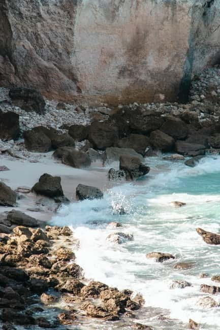 Maro Beach: Kayak rental by NT - Price and Practical Considerations