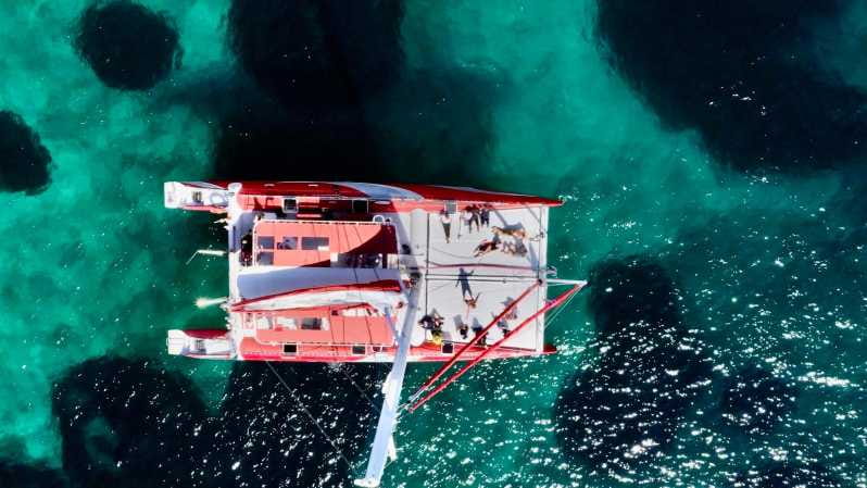 Marseille : Calanques Catamaran Cruise with Lunch & Wine - The Itinerary: A Closer Look at Each Stop