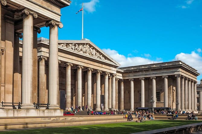 Marvels at the British Museum: Rosetta Stone, Parthenon, Mummies - Entering The British Museum: A Gateway to Civilizations