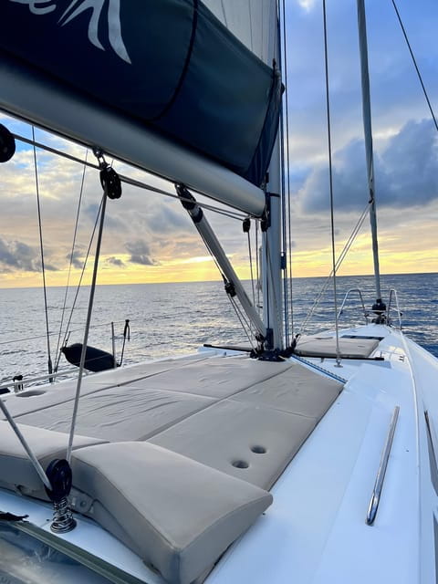Maspalomas Sunset Sailing Experience - Chasing the Sunset: The Main Event