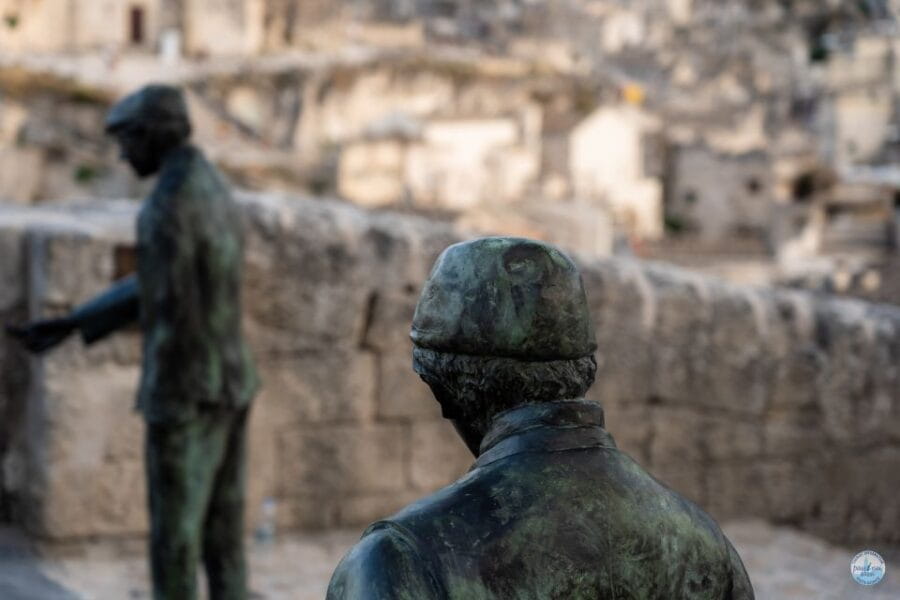 Matera: Sassi Tour with Entry to Rock Houses and Churches - Inside the Rock Churches and Houses