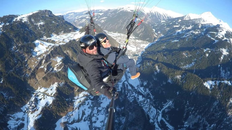 Mayrhofen: Private Tandem Paragliding Flight - Gentle - The Takeoff and Ascent: A Smooth Lift-off from 1,300 Meters