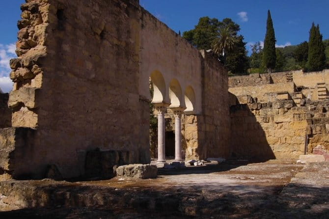 Medina Azahara Experience Without Transportation - Who Should Avoid This Tour?
