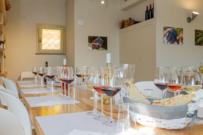 Menu' Wine Tasting - A Friendly Look at Sardinia’s Menu Wine Tasting Experience