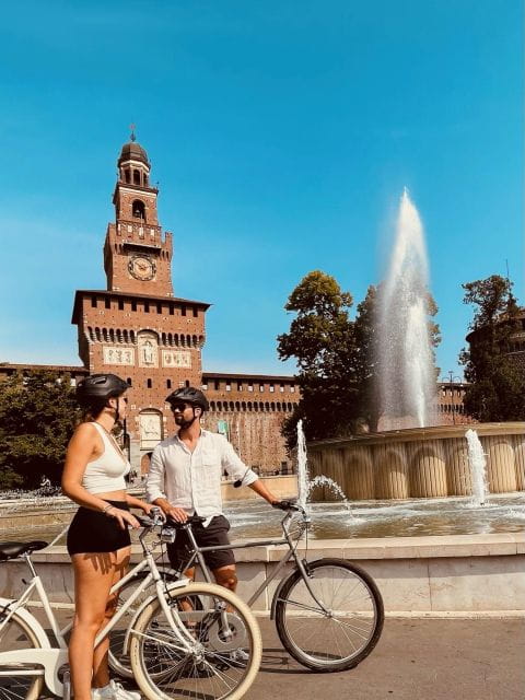 Milan: Bike tour of the city - Vibrant Districts and Iconic Sights