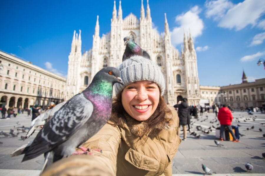Milan Cathedral: Skip-the-Line Private Tour with Rooftop - The Journey Begins: From Piazza della Scala to the Duomo