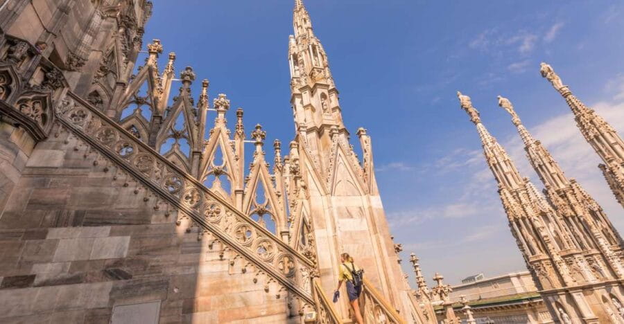 Milan Duomo and Rooftop 2-Hour Guided Tour - Inside the Duomo: Art, Symbolism, and Security