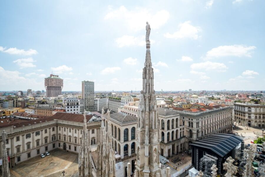 Milan: Duomo & Rooftop Tour with Optional Hop-On Hop-Off Bus - Inside Milan’s Majestic Gothic Cathedral