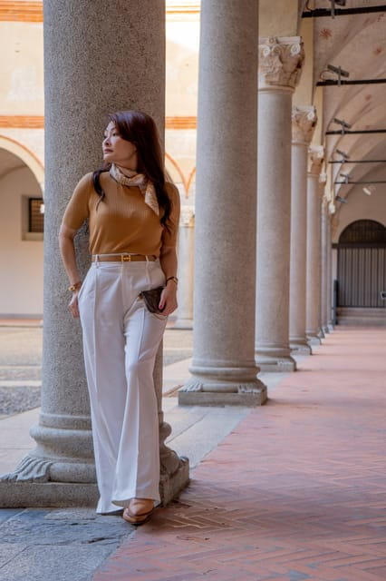 Milan: Duomo Square and Gallery Private Photo Shoot - Price and Logistics: What You Need to Know