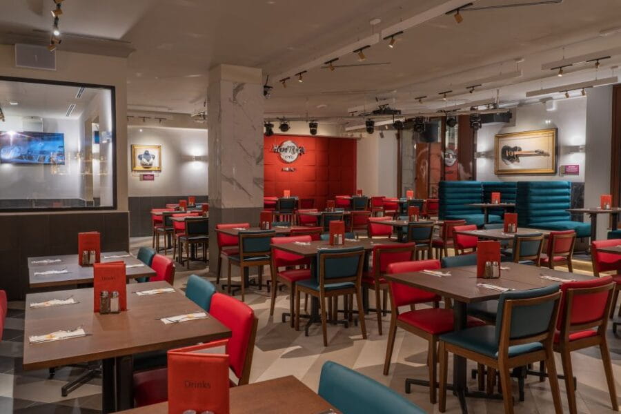 Milan: Hard Rock Cafe with Set Menu for Lunch or Dinner - The Menu: American Classics with a Milan Twist