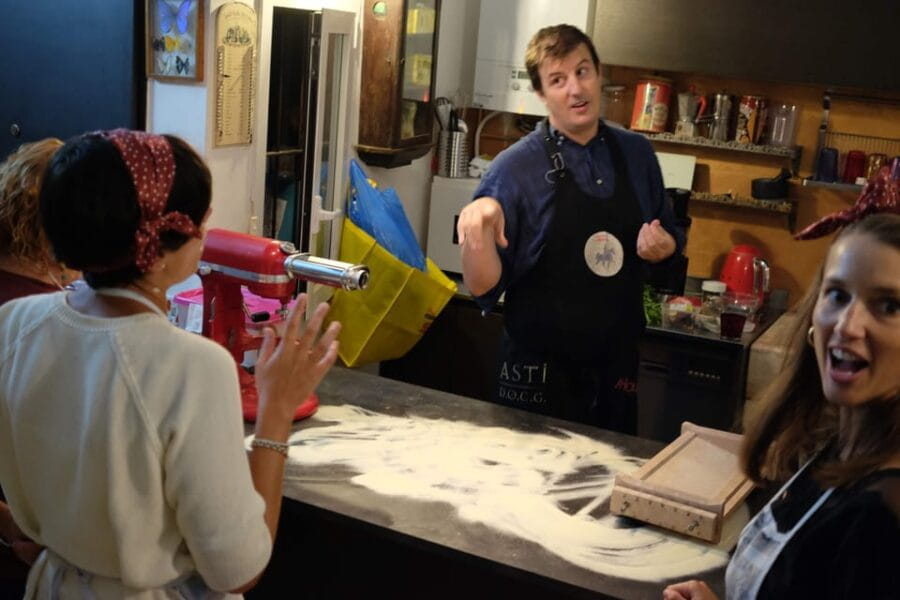 Milan: Pasta Mastery Workshop with Spritz and Tiramisù - Authenticity and Personal Touches