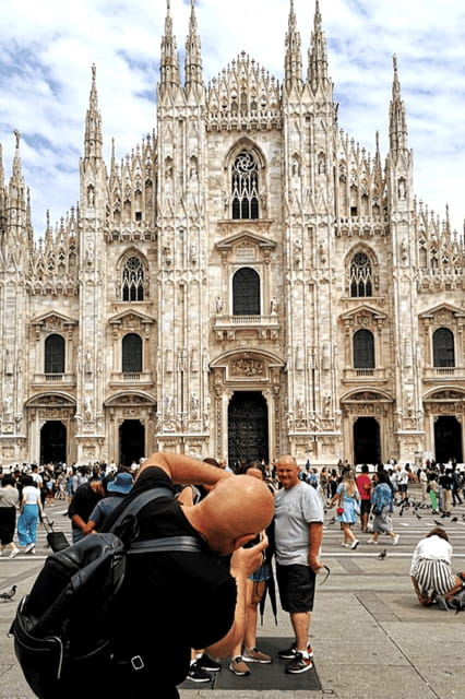 Milan Postcard Viewpoints Walk with Locals - Travel Bloggers - Practical Tips for Your Milan Walk