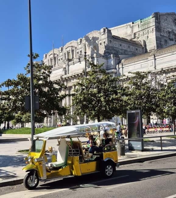 Milan: Private Tuk Tuk Tour with Hotel Pickup - Exploring Milan’s Highlights: What’s on the Route