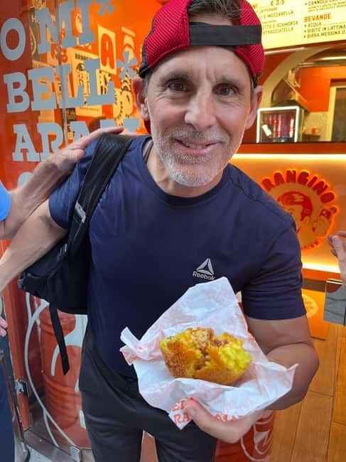 Milan: Street Food Walking Tour - Exploring Piazzas and Hidden Gems: The Stops That Make It Special