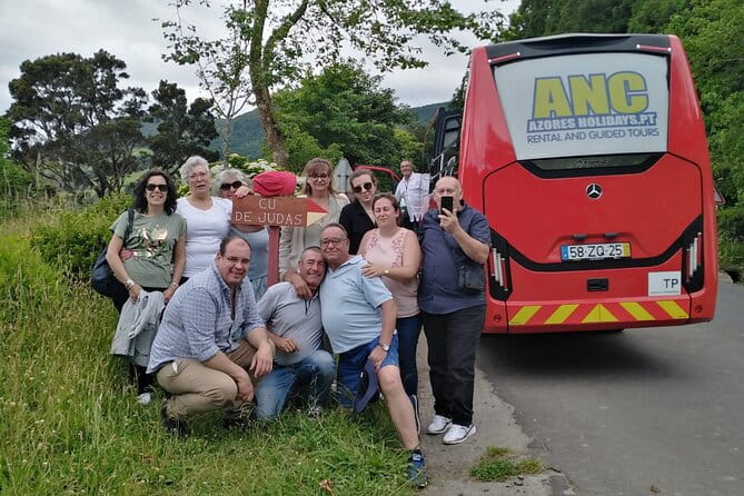 Minibus  Scenictour  Nordeste / Povoação  Full Day (Shared) - FAQ