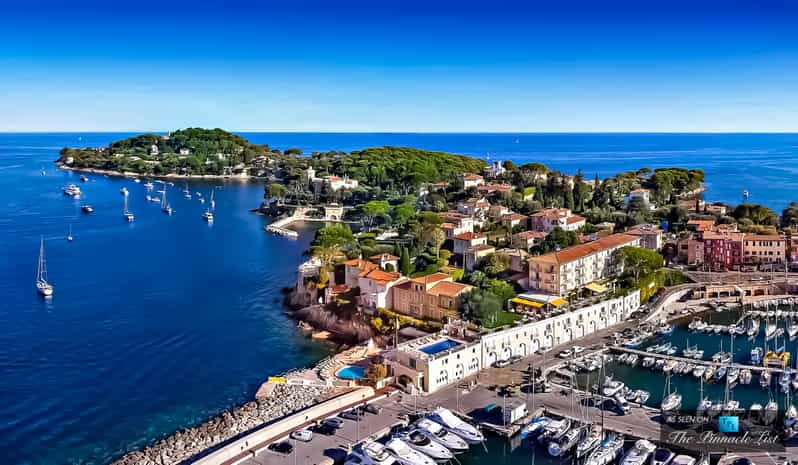 Monaco, Eze, Villefranche and Famous Houses Private Tour - Villefranche Bay and Its Enchanting Charm