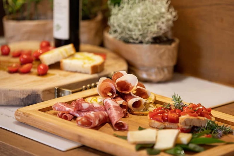 Montalcino: Vinyard Tour with Vertical Brunello Tasting - Price and Logistics: What You Need to Know