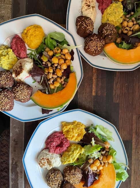 Montpellier: Pic Saint-Loup Wine Tour - Strolling a Medieval Village