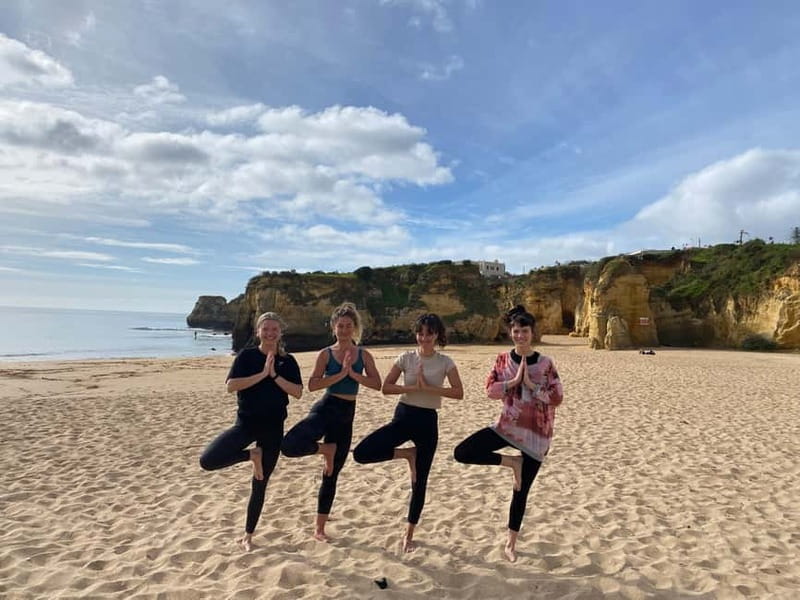 Morning Beach Yoga in Portimão by el Sol Lifestyle - The Practicalities: Timing, Meeting Points, and Group Size