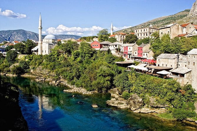 Mostar War Heritage Walking Tour - The Experience: What You Can Expect