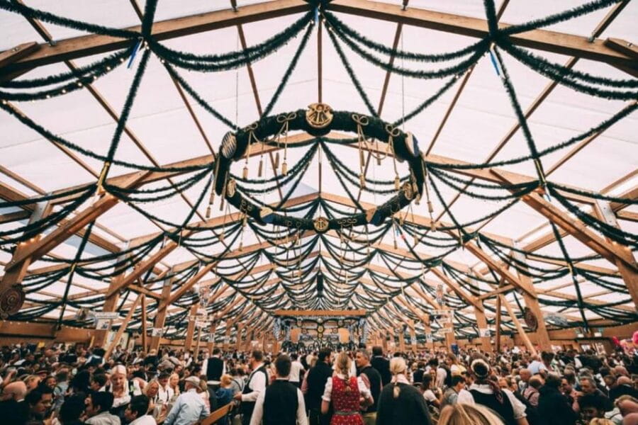Munich: Oktoberfest Big Beer Tent Evening including table reservation - Who Will Love This Tour?
