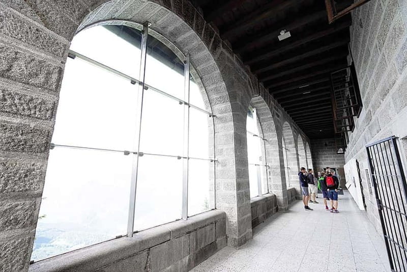 Munich: Private Eagle's Nest Tour, WW2 Museum-Entry & Lunch - Enjoying a Bavarian Lunch in Authentic Settings