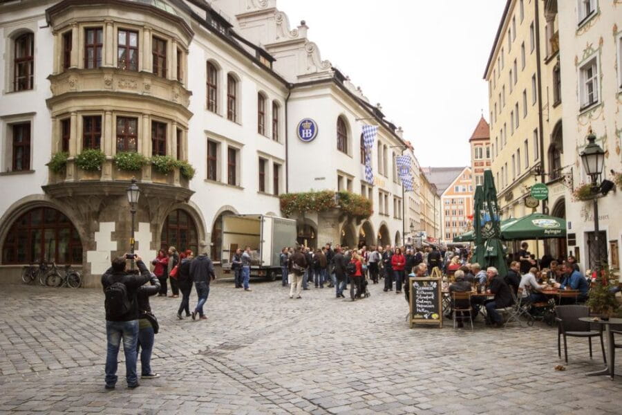 Munich: Third Reich & WWII Walking Tour - The Importance of Guides and Site Selection