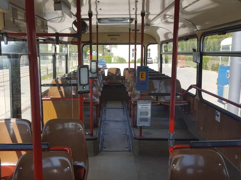 Munich: Vintage Beer Bus Sightseeing with Free Drinks - In-Depth Look at the Itinerary and Key Sights