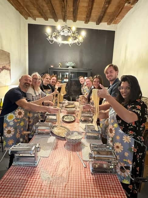 Naples: Pasta and Tiramisu Cooking Class with Wine - The Heart of the Experience: What Makes It Stand Out?