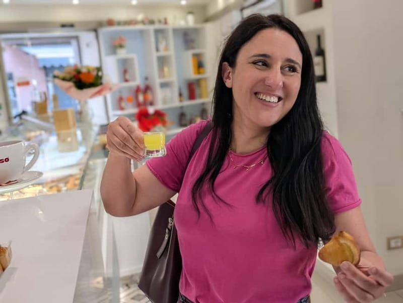 Naples: Street Art, Wine and Food Tasting Walking Tour - The Neighborhoods and Their Stories