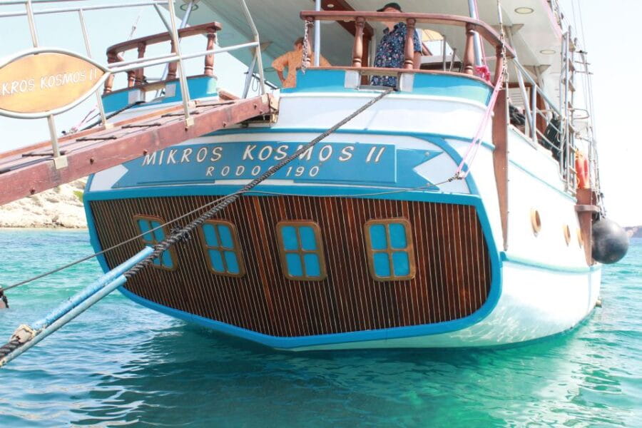 Naxos: Cruise to Rina Cave & Ano Koufonissi with BBQ Lunch - Rina Cave: A Watersport Haven