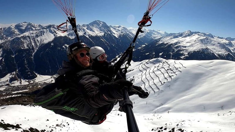 Neustift im Stubaital: Super Combo Paragliding Flight - The Practicalities: Logistics, Equipment, and Tips