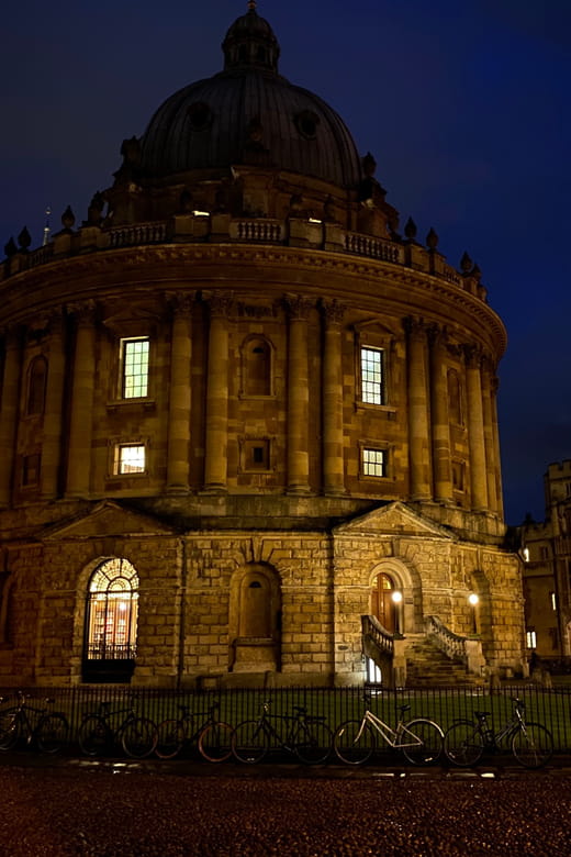 New: Oxford Costumed Ghost Tour In-Character - Who Will Love This Tour?