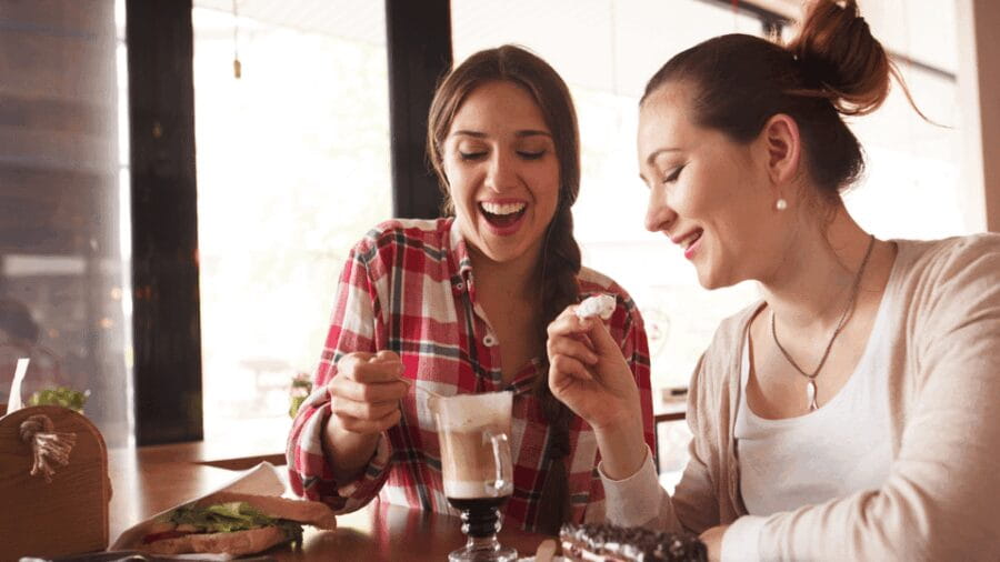 Nice : gourmet food Tour: Enjoy Mediterranean delicacies - Starting Point: The Unmissable Cours Saleya Market