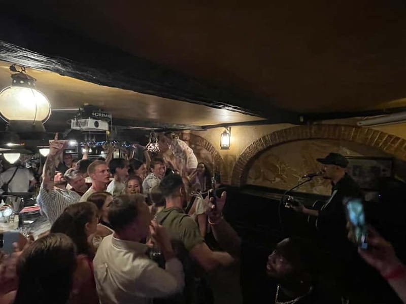 Nice Nightlife: International Pub Crawl, Free Shots, Games - How Good Is the Value?