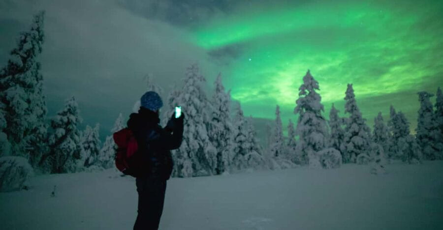 Night Snowshoeing Lapland Experience - Catching the Northern Lights
